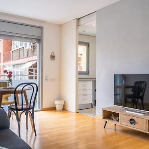 Appartement à 3 Chambres à Coucher
