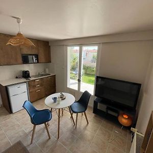 Appartement à 2 Chambres à Coucher