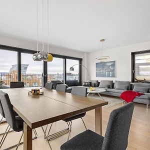 Appartement à 3 Chambres à Coucher