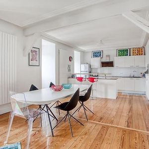 Appartement à 3 Chambres à Coucher