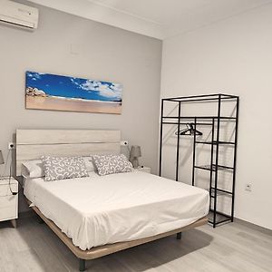 Family Private Bathroom Twin Room