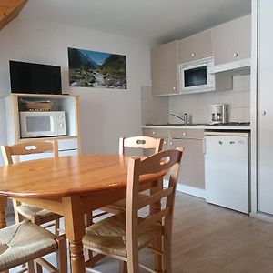 Appartement à 2 Chambres à Coucher