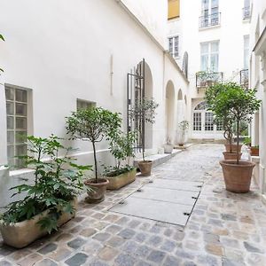 Luxe - Dream Location - For 2 Pp