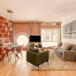 Appartement à 2 Chambres à Coucher