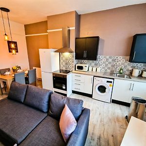 Nice And Comfy 1 Bedroom Apartment!