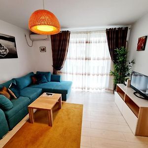 Downtown, Ideal For Longer Stays, Family Friendly Apartment - Nb73A