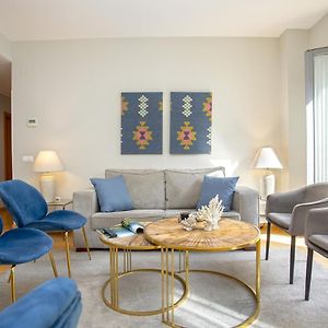 Appartement à 3 Chambres à Coucher