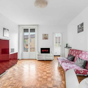 Mi8 -10 Minutes From The Duomo- Large Apartment