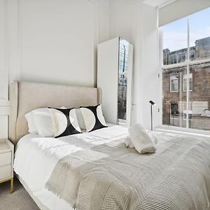 Central 1 Bed Blythswood Flat