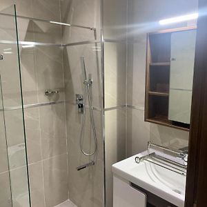 Appartement de Luxe à 1 Chambre à Coucher