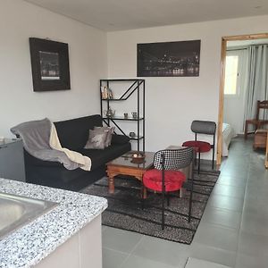 L Imperial Studio Avec Terrasse