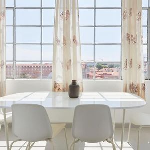 Appartement à 3 Chambres à Coucher