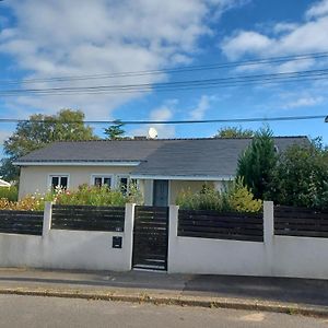 Studio Prive Avec Terrasse Entree Independante
