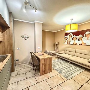 Appartement à 2 Chambres à Coucher