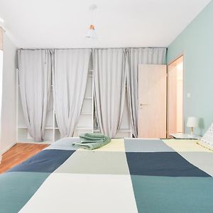 Appartement à 2 Chambres à Coucher