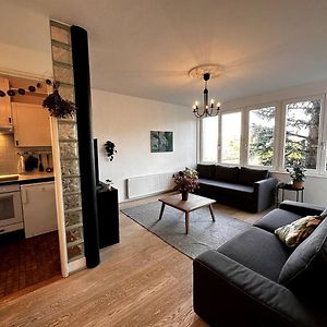 Appartement à 2 Chambres à Coucher