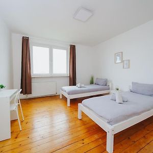 Appartement à 2 Chambres à Coucher