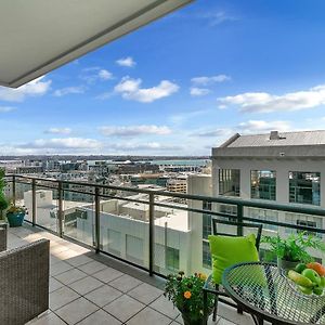 Corporate Gem + Rooftop Pool & Spa