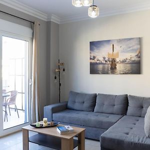 Athens Luxuery 3Br