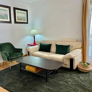 Appartement à 2 Chambres à Coucher