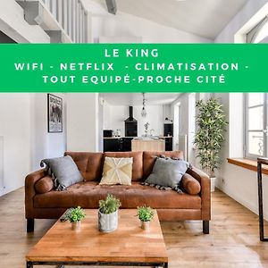 Appartement à 3 Chambres à Coucher