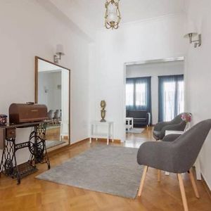 Appartement à 3 Chambres à Coucher