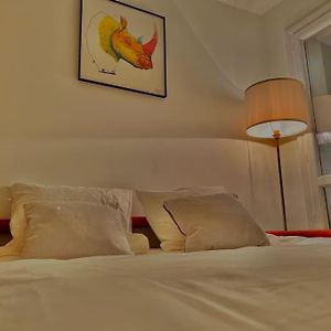 Nimes Centre Superbe Studio