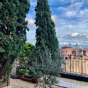 Mihotel - La Maison Rose