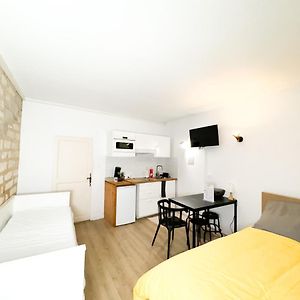 Balisier Studio Avenue De Lodeve