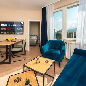 Appartement à 2 Chambres à Coucher