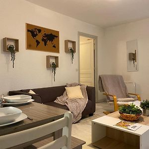 Appartement à 2 Chambres à Coucher