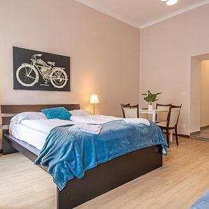Cozy & Stylish 1-Br Studio Retreat-Perfect Getaway