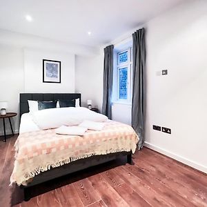 Prime Location Camden Luxury Apt Sleeps 6