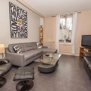 Appartement à 3 Chambres à Coucher