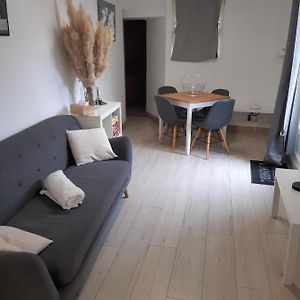 Appartement à 2 Chambres à Coucher