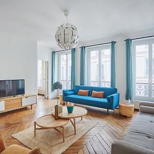 Appartement à 2 Chambres à Coucher