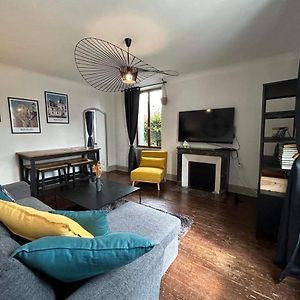Appartement à 2 Chambres à Coucher