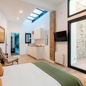 Private Bathroom King Room