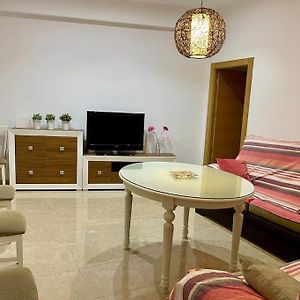Appartement à 3 Chambres à Coucher