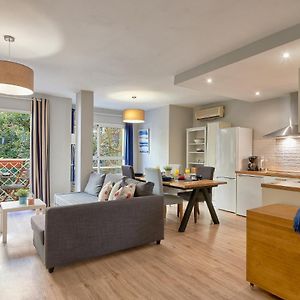 Appartement à 2 Chambres à Coucher