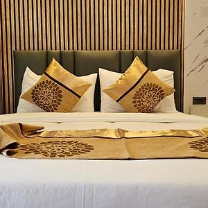 Xcess Residence