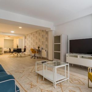 Bright New And Wide- 1Bd 1Bth- Delicias