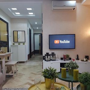 Beautiful Apartment Holiday With Terrace, Casablanca