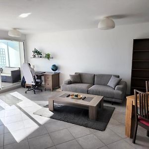 Bel Appartement Avec Terrasse Et Clim