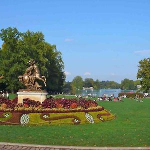Le Rhone A Vos Pieds, Bellecour A Quelques Pas