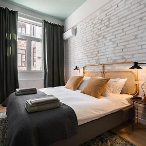 Appartement à 2 Chambres à Coucher