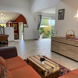 Villa à 3 Chambres à Coucher