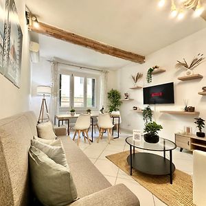 Appartement à 3 Chambres à Coucher
