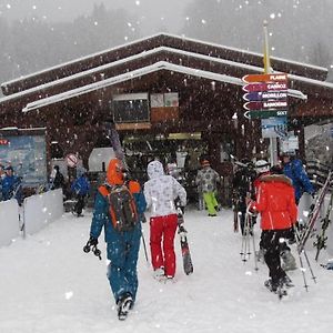 Charmant Mobilhome A 2 Pas Remontes Ski Samoens