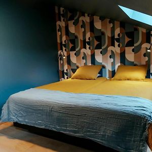 Appartement à 2 Chambres à Coucher